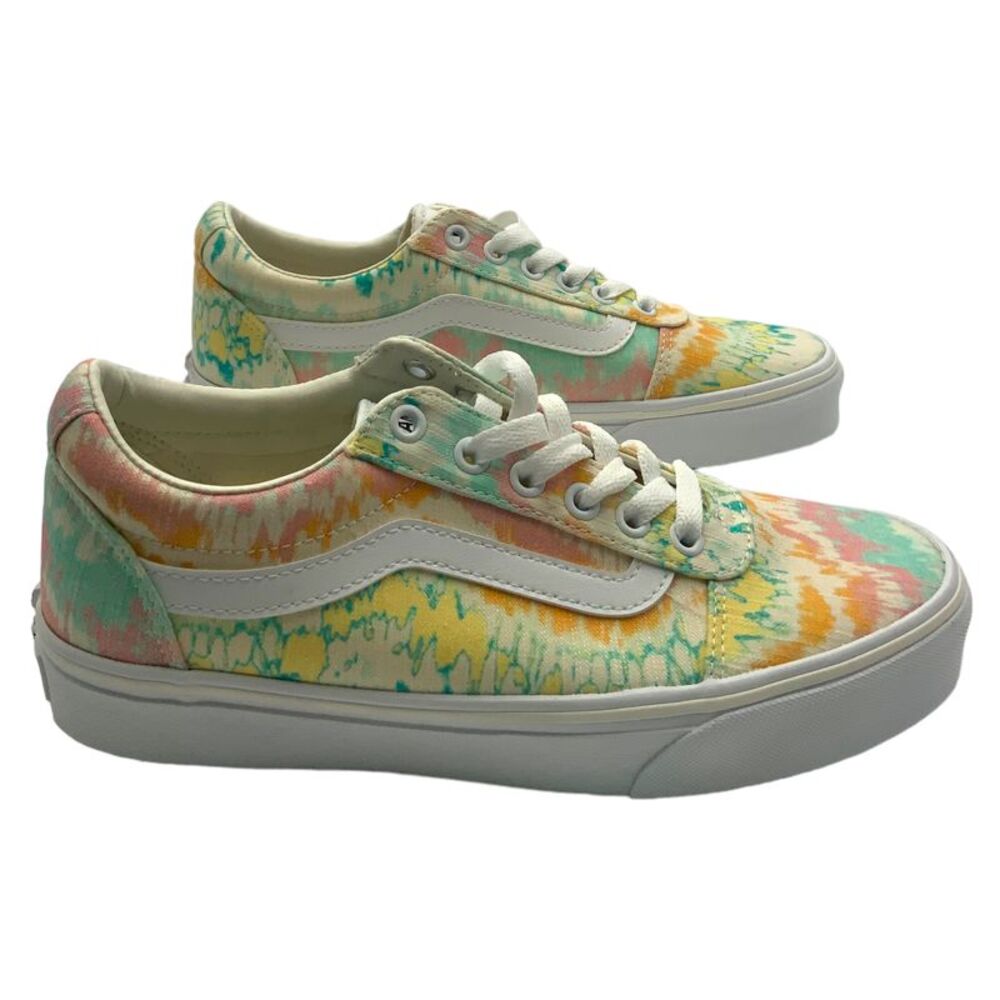 Vans Green and White Sneakers Classic Style - Picture 4 of 10
